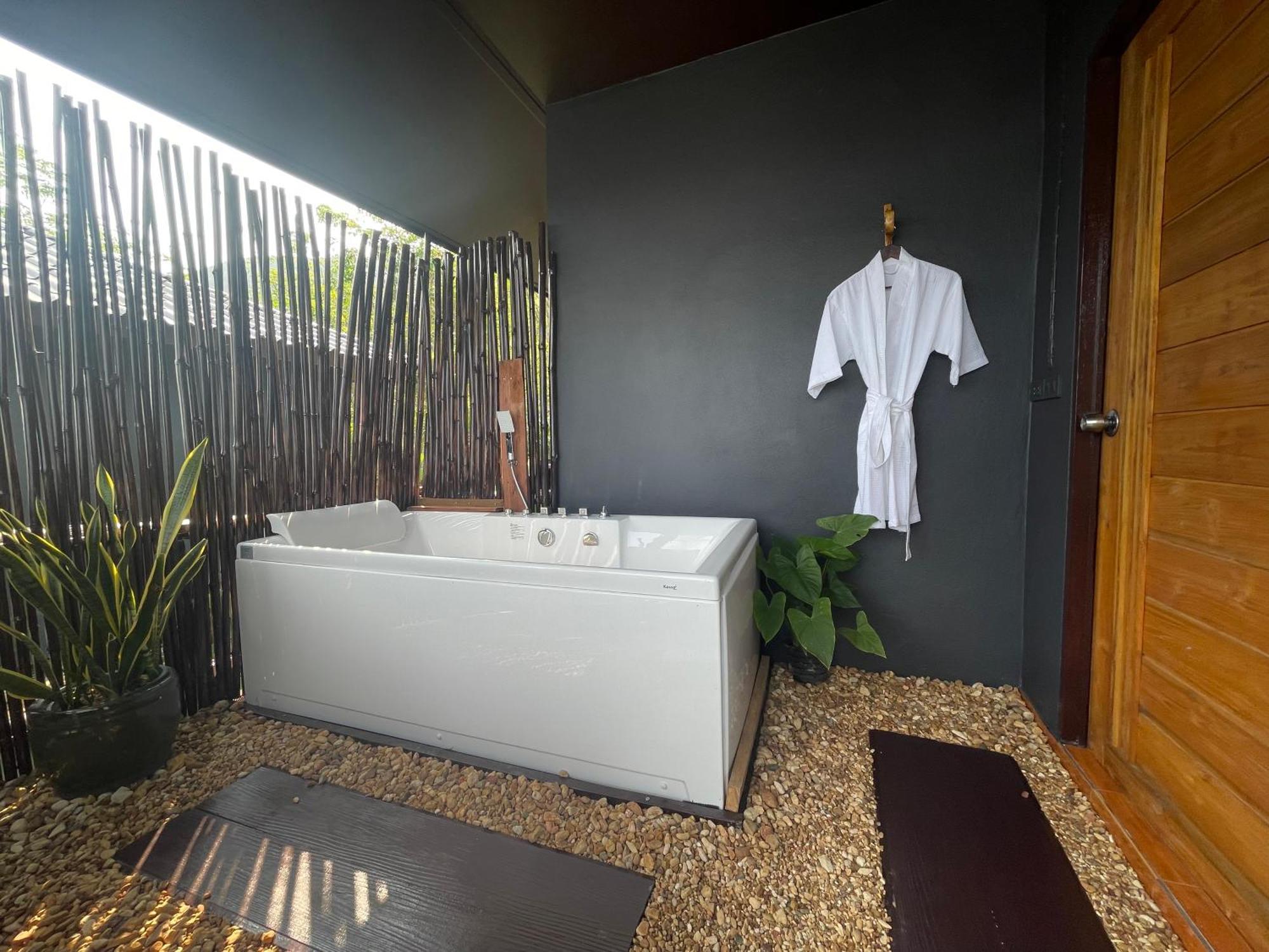 Phu Samut Villa Ban Pakan Pao Екстериор снимка